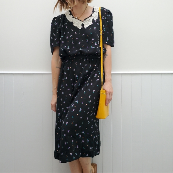 VINTAGE Cottage core Floral Semi-Sheer Dress - Picture 4 of 9